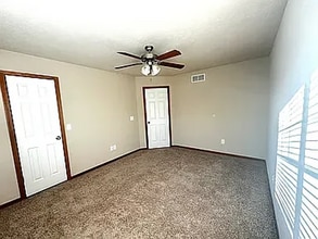 1758 N 177th Plaza in Omaha, NE - Building Photo - Building Photo