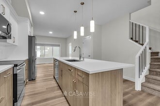 1071 Berg Pl in Leduc, AB - Building Photo - Building Photo