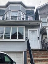 124 W 27th St in Bayonne, NJ - Building Photo