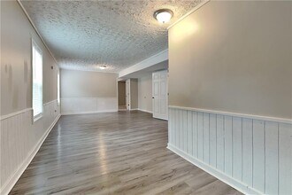 450 Aristocrat Dr SW in Loganville, GA - Building Photo - Building Photo