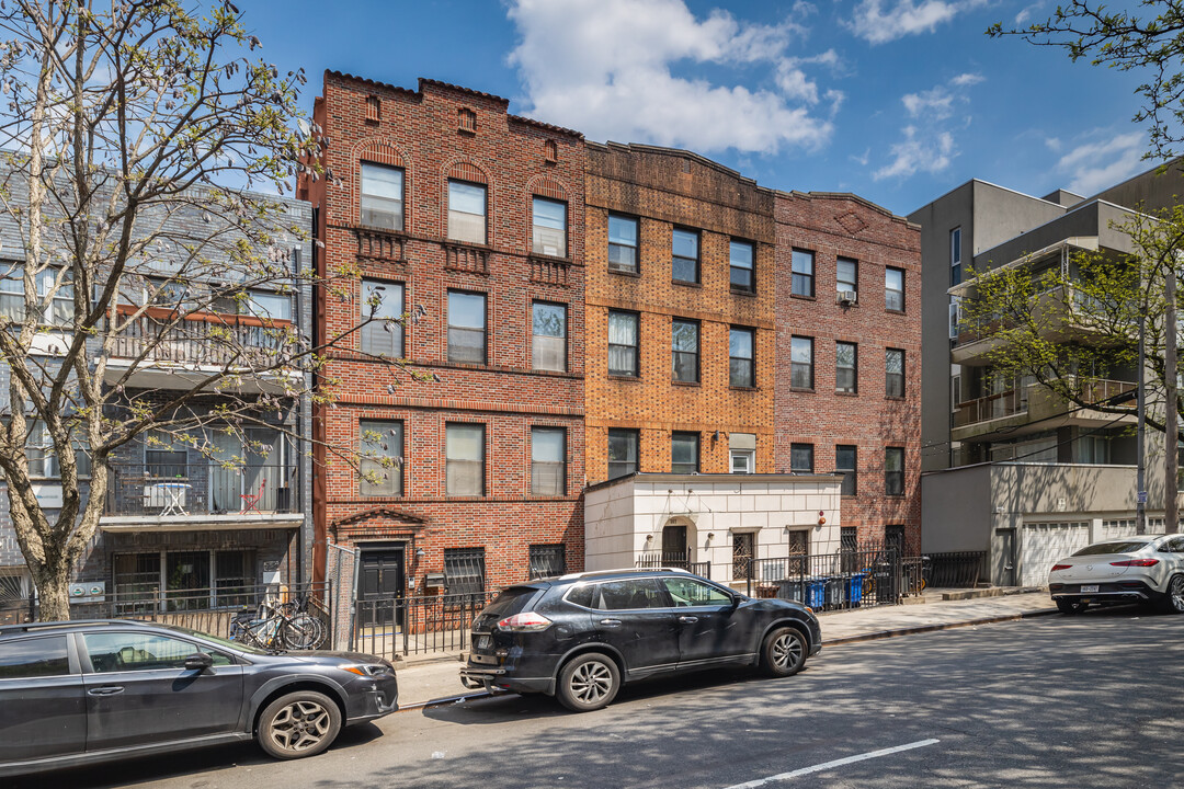 367 Franklin Ave in Brooklyn, NY - Building Photo