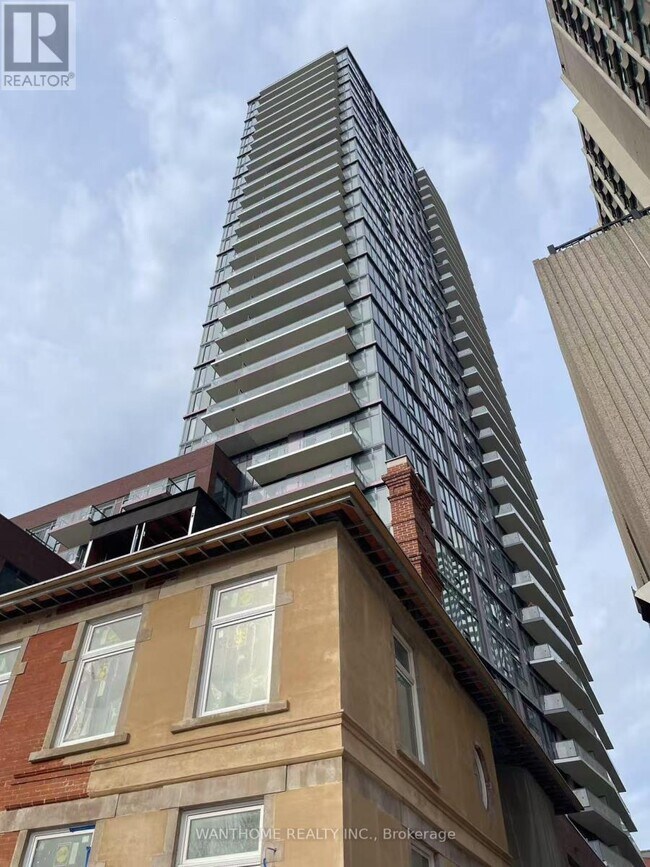 308 Jarvis St in Toronto, ON - Building Photo - Building Photo