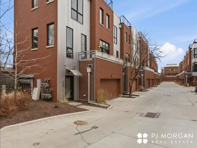 1139 Marcy Plaza in Omaha, NE - Building Photo - Building Photo