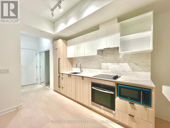 property at 252-3252 Church St