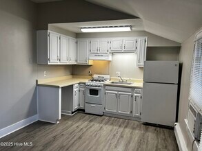 1221 Carolina Ave in Elizabeth City, NC - Building Photo - Building Photo