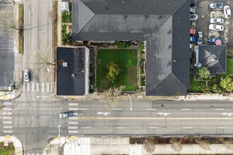 Bennett Apartments in Renton, WA - Building Photo - Building Photo