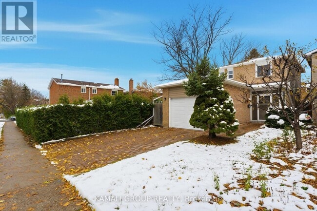 112 Kersey Crescent in Richmond Hill, ON - Building Photo - Building Photo