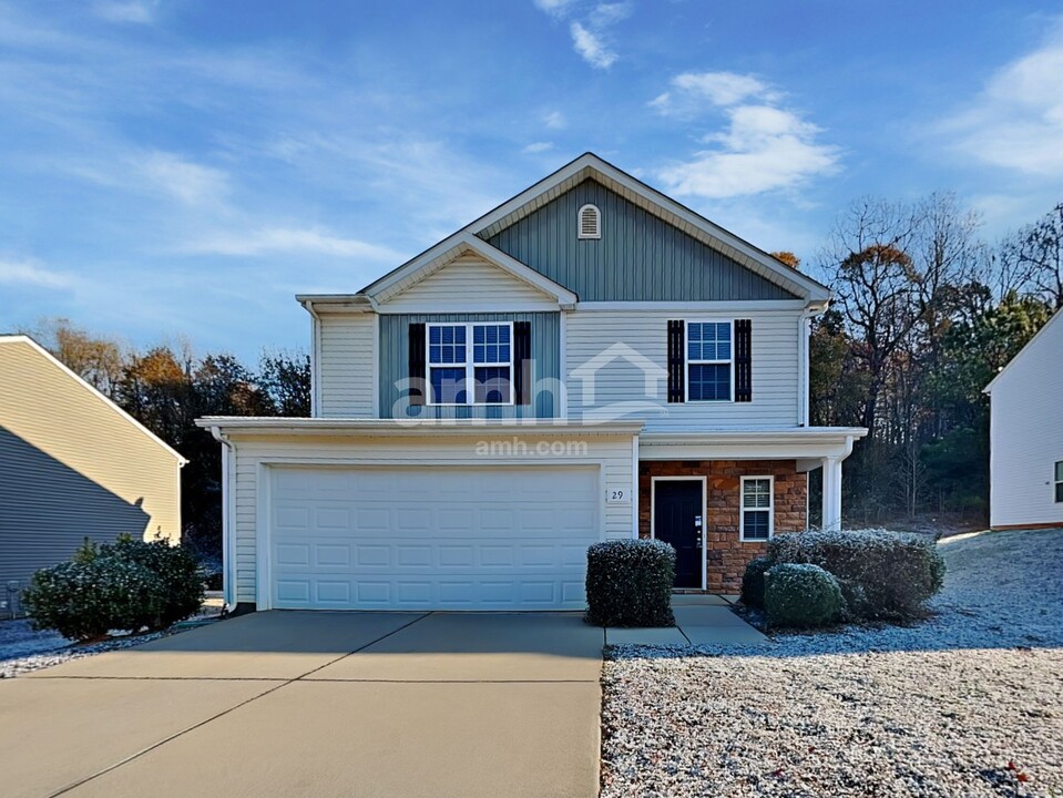 29 Ashton Bluff Cir in Mount Holly, NC - Building Photo