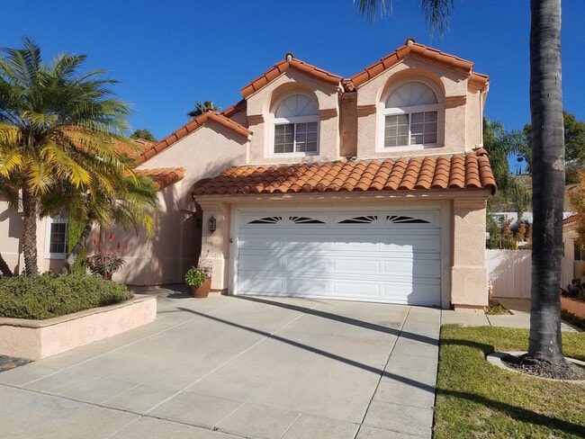 1446 Portofino Dr in Vista, CA - Building Photo - Building Photo