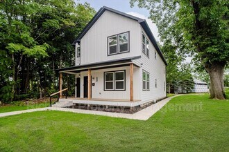 821 Orange St in Indianapolis, IN - Building Photo - Building Photo
