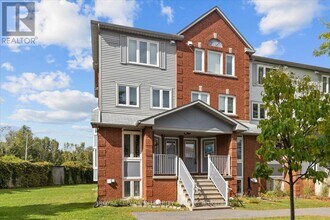 184 Briston Private in Ottawa, ON - Building Photo - Building Photo