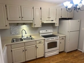 442 Stanley Ave in Greenwood, SC - Building Photo - Building Photo