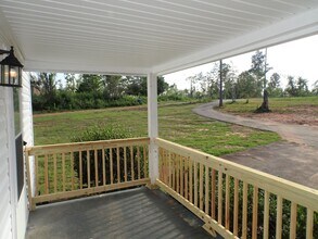121 Old Corinth Rd in Newnan, GA - Building Photo - Building Photo