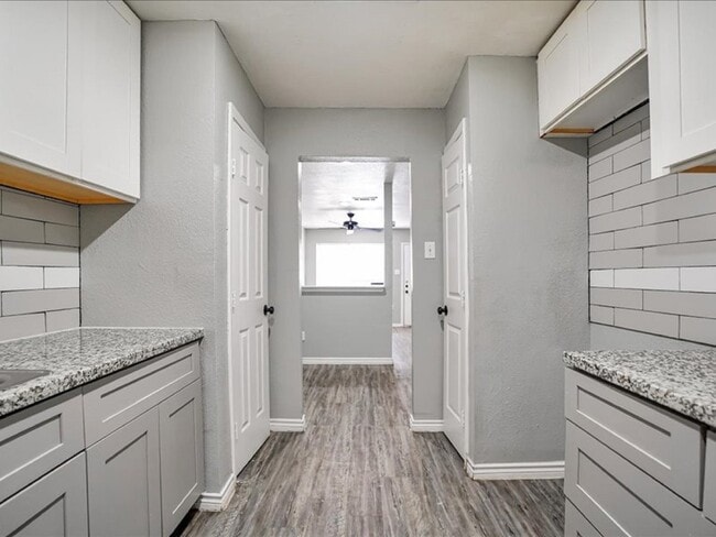 property at 5117 Lavender St