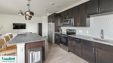 5200 White Settlement Rd in Fort Worth, TX - Building Photo - Building Photo