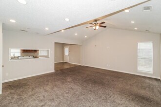 6124 Kensington Cir in Horn Lake, MS - Building Photo - Building Photo