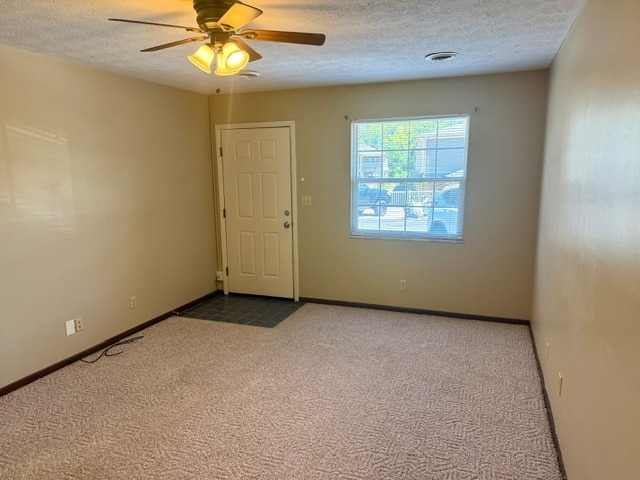 1616 Spring Valley Dr in Huntington, WV - Building Photo - Building Photo