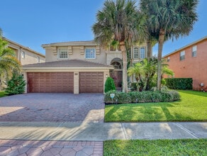 2227 Ridgewood Cir in Royal Palm Beach, FL - Building Photo - Building Photo