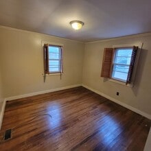 364 S Cedar Ave in Cookeville, TN - Foto de edificio - Building Photo