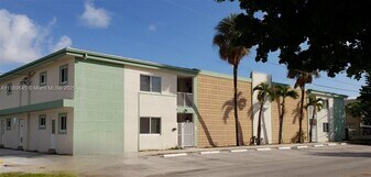 2601 NE 1st St in Pompano Beach, FL - Building Photo