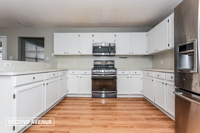 140 Carrera Rd in Stockbridge, GA - Building Photo - Building Photo