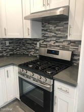 6818 Gentry Ave in Los Angeles, CA - Building Photo - Building Photo