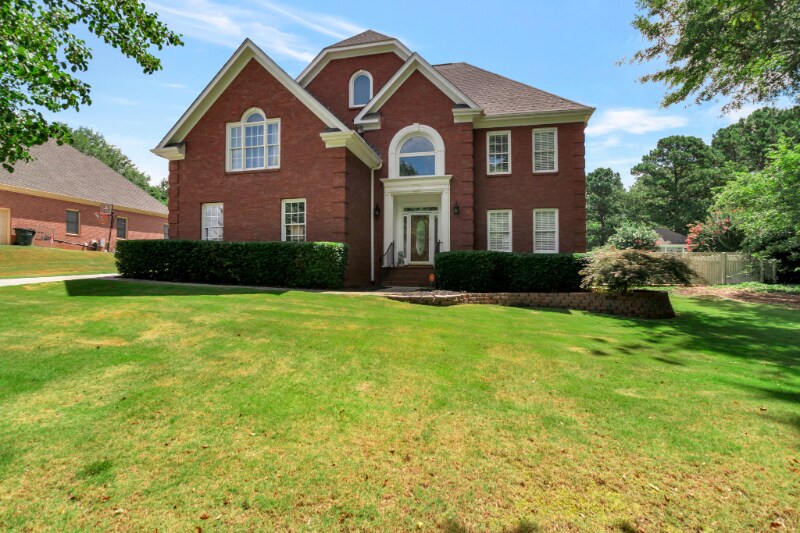 4000 Hogans Mill Ln in Loganville, GA - Building Photo