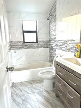 235-18 147th Rd in Queens, NY - Building Photo - Building Photo