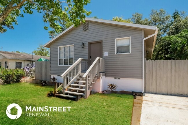 property at 425 S Disston Ave