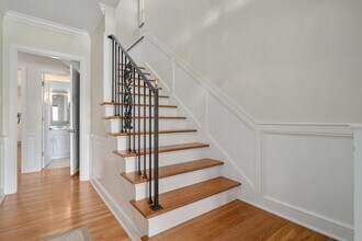 2590 Brookwood Rd in Columbus, OH - Building Photo - Building Photo