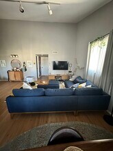 7439 Woodman Ave in Van Nuys, CA - Building Photo - Building Photo