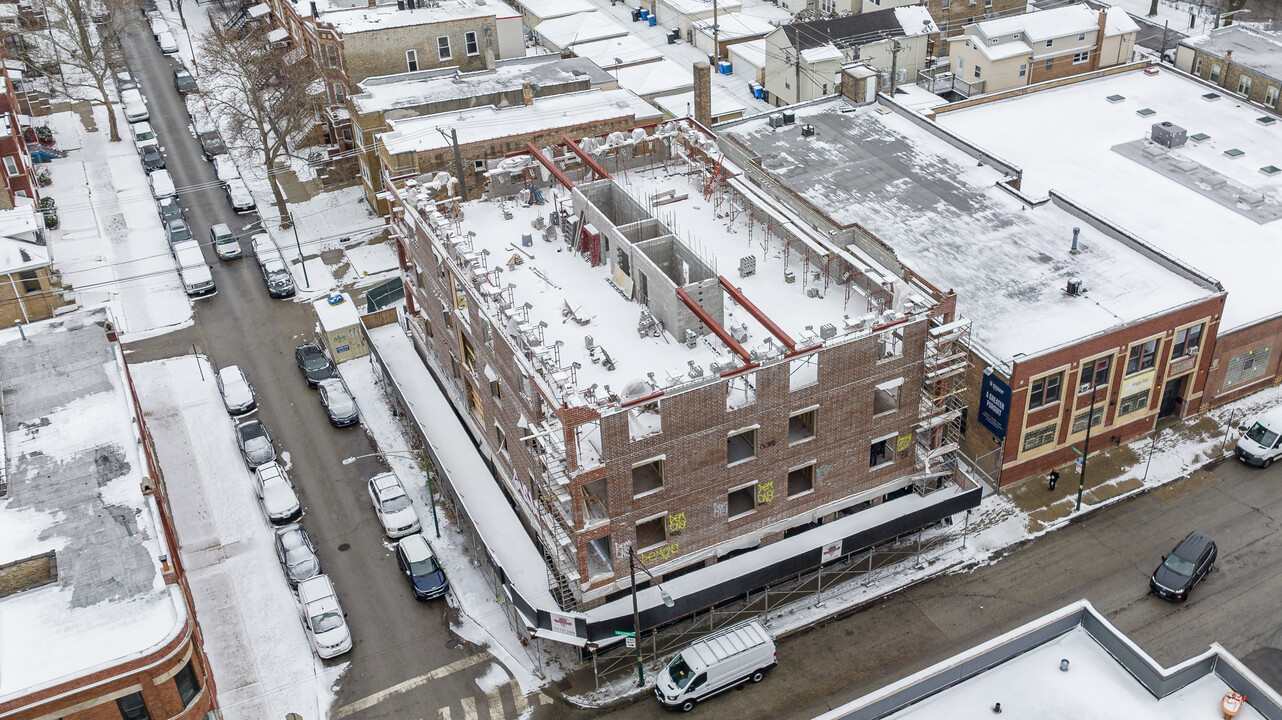 3729 W Belmont Ave in Chicago, IL - Building Photo