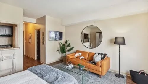 710 Peachtree St NE in Atlanta, GA - Building Photo - Building Photo