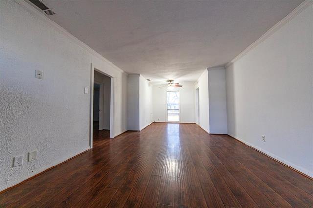 836 Dent St in Garland, TX - Building Photo - Building Photo