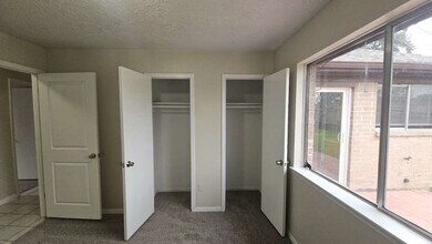 7222 Northleaf Dr in Houston, TX - Building Photo - Building Photo