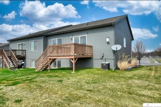 19601 Weir St in Omaha, NE - Building Photo - Building Photo