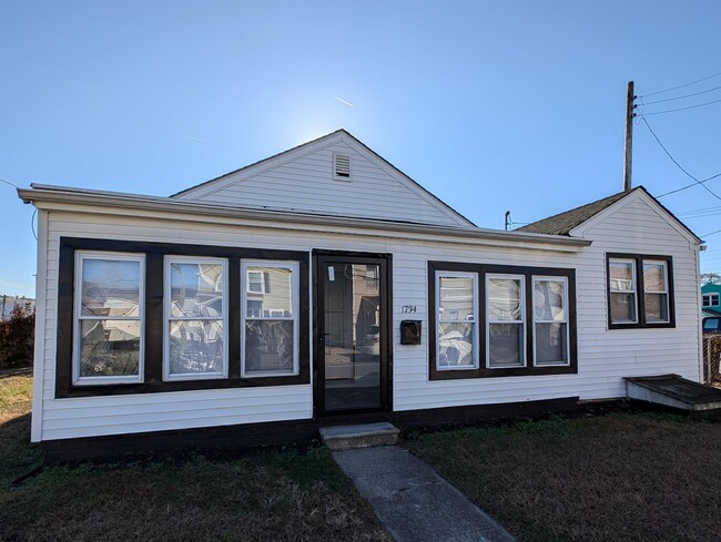 1734 Grant Ave in Atlantic City, NJ - Building Photo - Building Photo