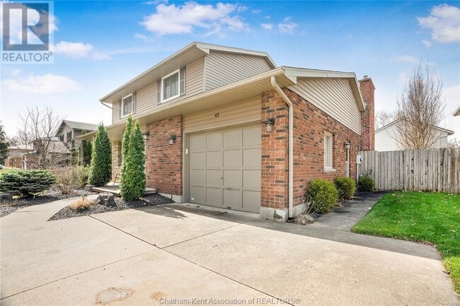 43 Daleview Crescent in Chatham, ON - Building Photo - Building Photo