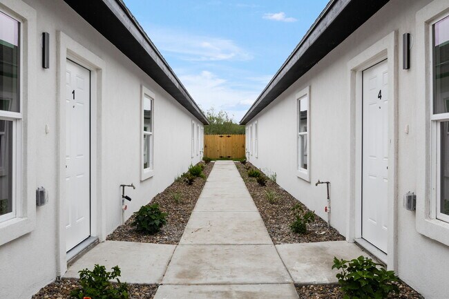 3109 Links Dr, Unit 1 in Edinburg, TX - Building Photo - Building Photo