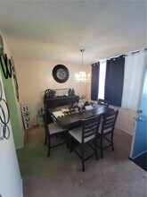 4880 Locust St NE in St. Petersburg, FL - Building Photo - Building Photo