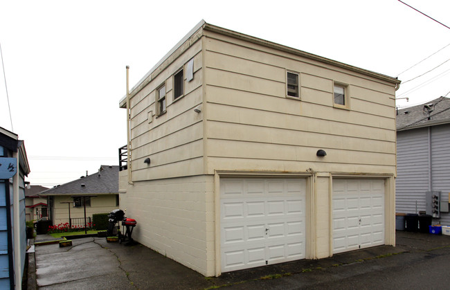 1907 Grand Ave in Everett, WA - Building Photo - Building Photo