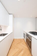 12 Commonwealth Ave, Unit 202 in Boston, MA - Foto de edificio - Building Photo