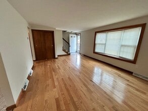 83 Emmet St in Brockton, MA - Building Photo - Building Photo