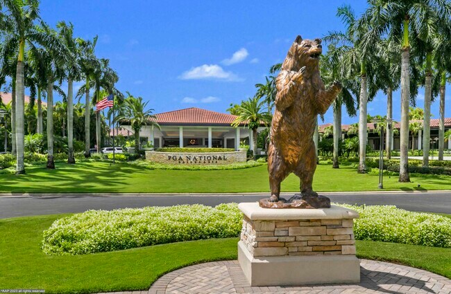 23 Lexington Ln W in Palm Beach Gardens, FL - Building Photo - Building Photo