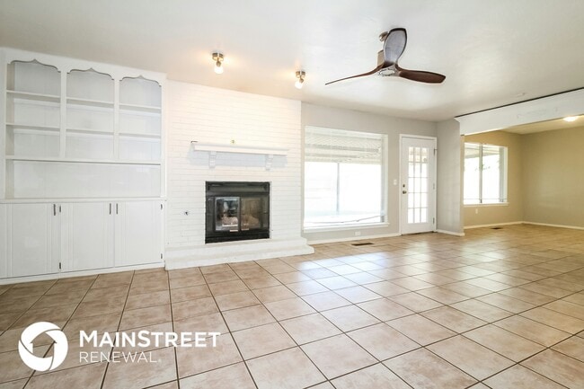 10101 Mamus Ln in Yukon, OK - Building Photo - Building Photo