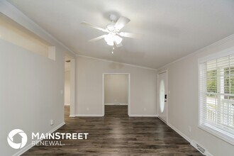 617 E Walnut Ave in Wake Forest, NC - Building Photo - Building Photo