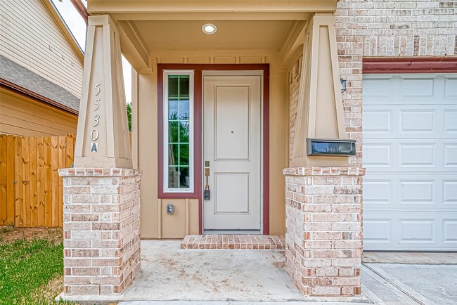 5530 Hirondel in Houston, TX - Building Photo - Building Photo