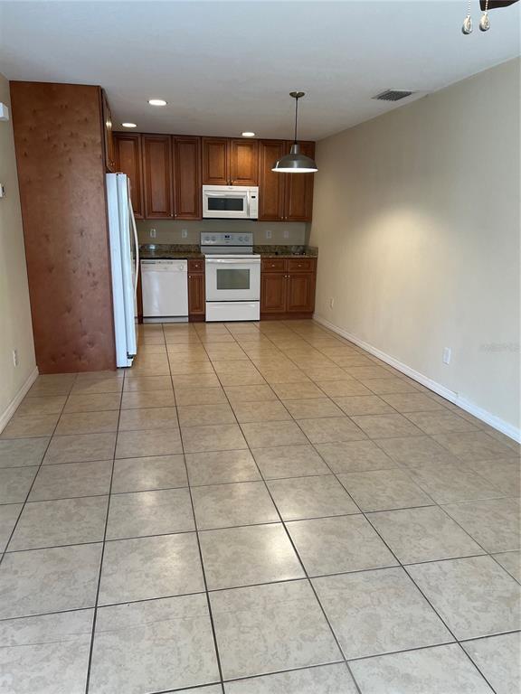 282 Washington Ave in Englewood, FL - Building Photo - Building Photo