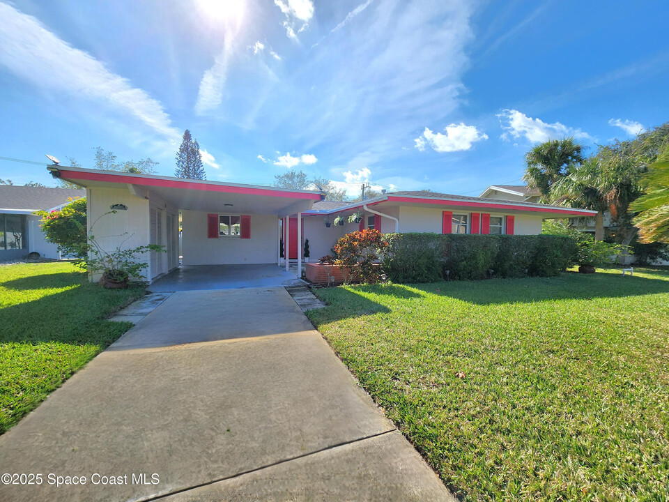 955 Bayward Ct in Rockledge, FL - Building Photo