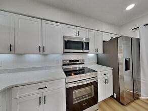 739 Golden Sunshine Cir in Orlando, FL - Building Photo - Building Photo